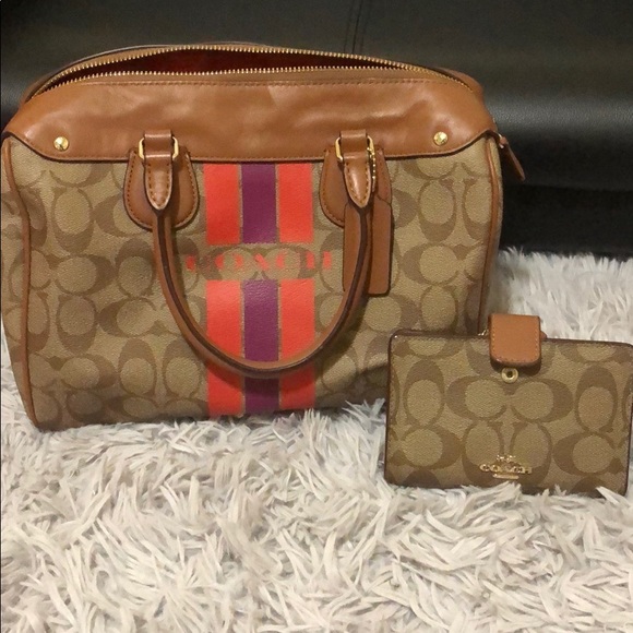 Leather Coach signature satchel bag &wallet